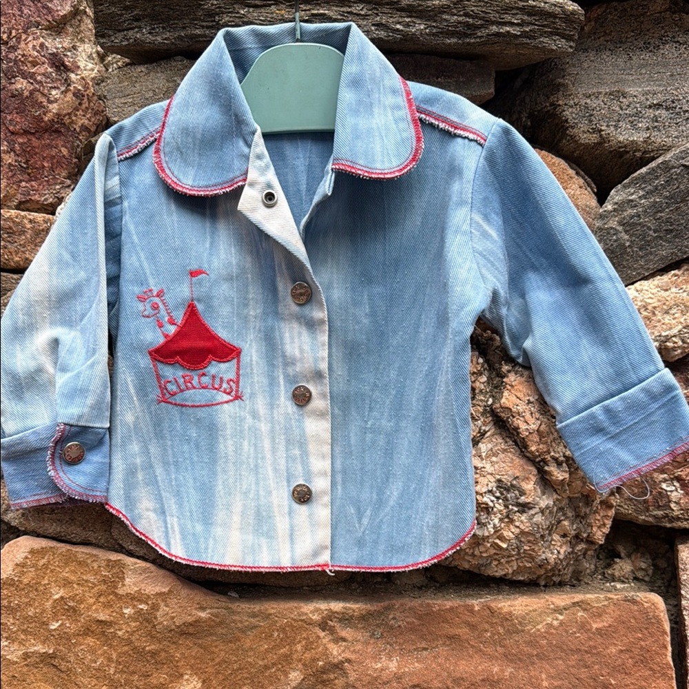 Vintage 1970’s Washed Denim Blue Snap Down Shirt Circus Tent & Zebra Embroidery